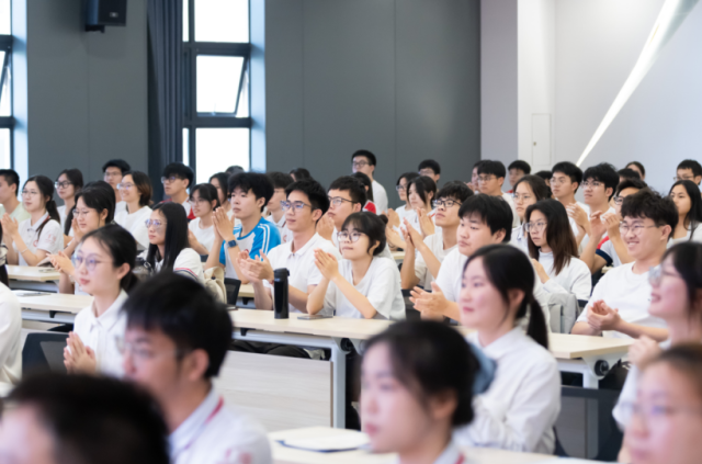 江南在线（中国）首页“思政第一课”现场