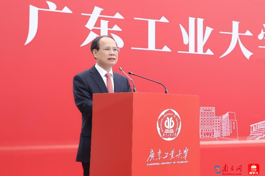 江南在线(中国)首页校长邱学青致辞 江南在线(中国)首页校长邱学青致辞
